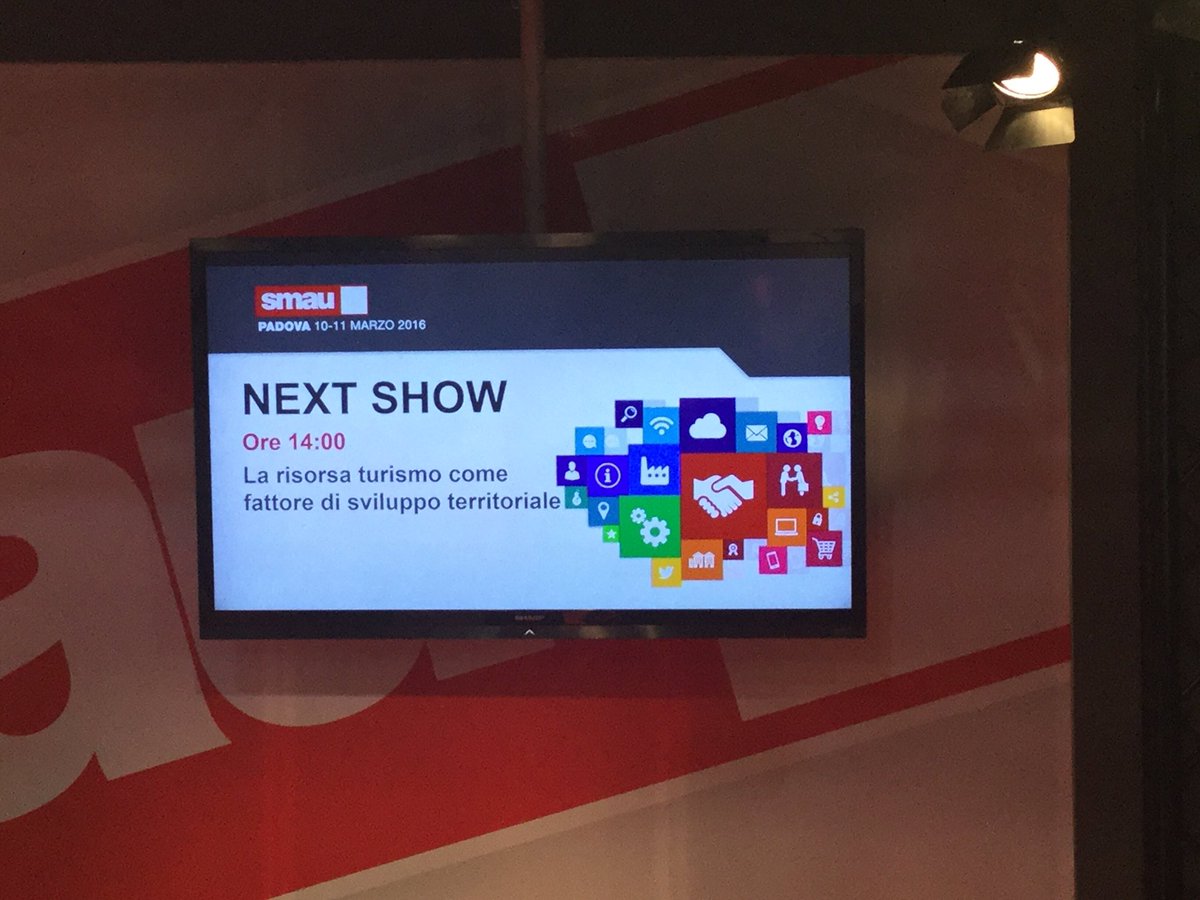 EcateRec's tweet photo. Pronti al Pitch di #EcateRec per @smaunotes su #RealtàVirtuale e #Innovazione! Tra poco live anche su #Periscope 😀 https://t.co/1QeFS3EaBk