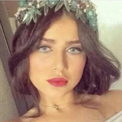 ggfftshgjr's tweet photo. Follow plaise = @HananeElKhader 
The amazing single
#sfs
#gatwick
#alright
#erpost
#beirut https://t.co/UBB6PzYuSo