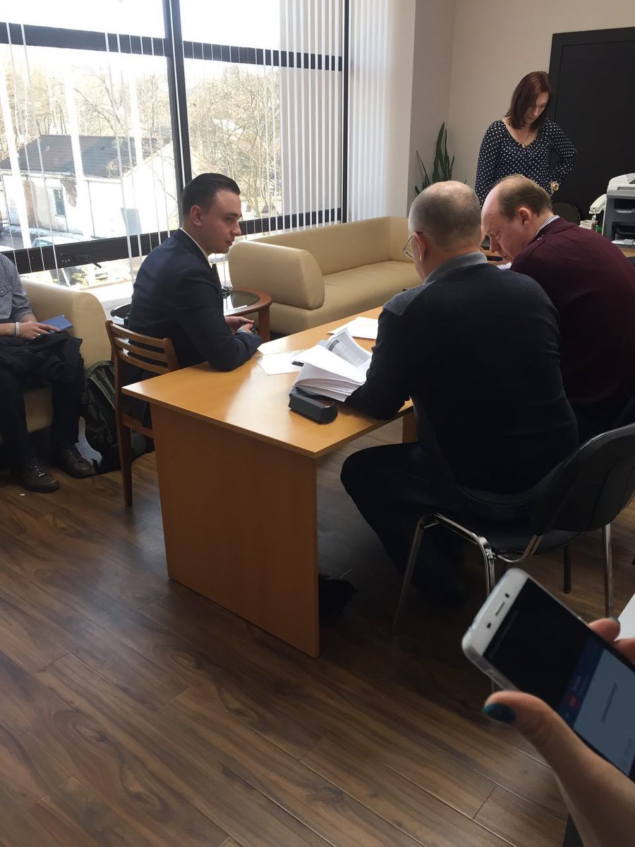 Выдвинулся кандидатом в депутаты Барвихинского сельского поселения.