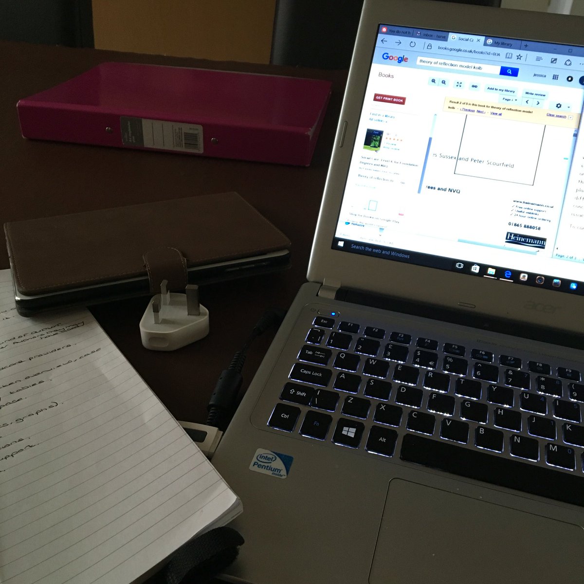 Beautiesbibs's tweet image. A few child free hours to finish my uni work #needsmotivation #lastassignment