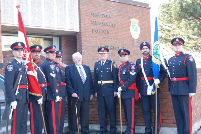HRPS_Comm's tweet photo. #ThrowbackThursday On this date in 2010 we officially closed the doors on our old station #20Division #Oakville ^MRT https://t.co/zILXZWZBsi