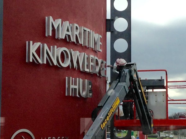 TRADE-LETTERS.COM tweet media