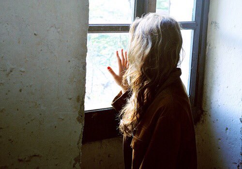 waiibearbie's tweet photo. I care for someone 
who doesn't even care about me.

ฉันแคร์
คนที่ไม่เคยแม้แต่จะสนใจฉันด้วยซ้ำ. https://t.co/JTljZnLkj4