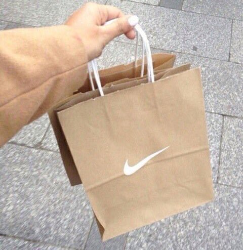 outfitsheaven's tweet photo. two types of moods https://t.co/mn6JKvcsO7