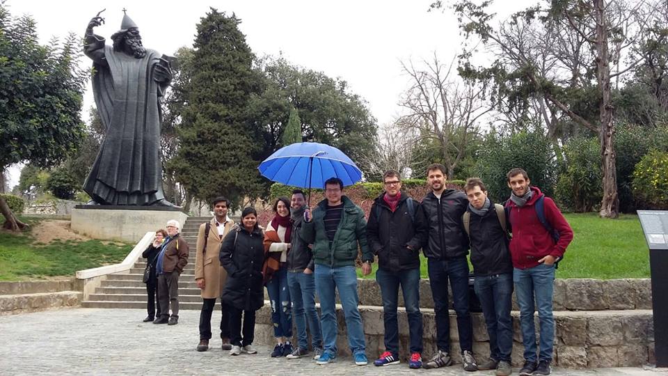TourSplit's tweet photo. Having a great time #AwaitingForSpring with our tour guide Mijo. #SplitWalkingTour #BlueUmbrella https://t.co/ba4HdrfcWt