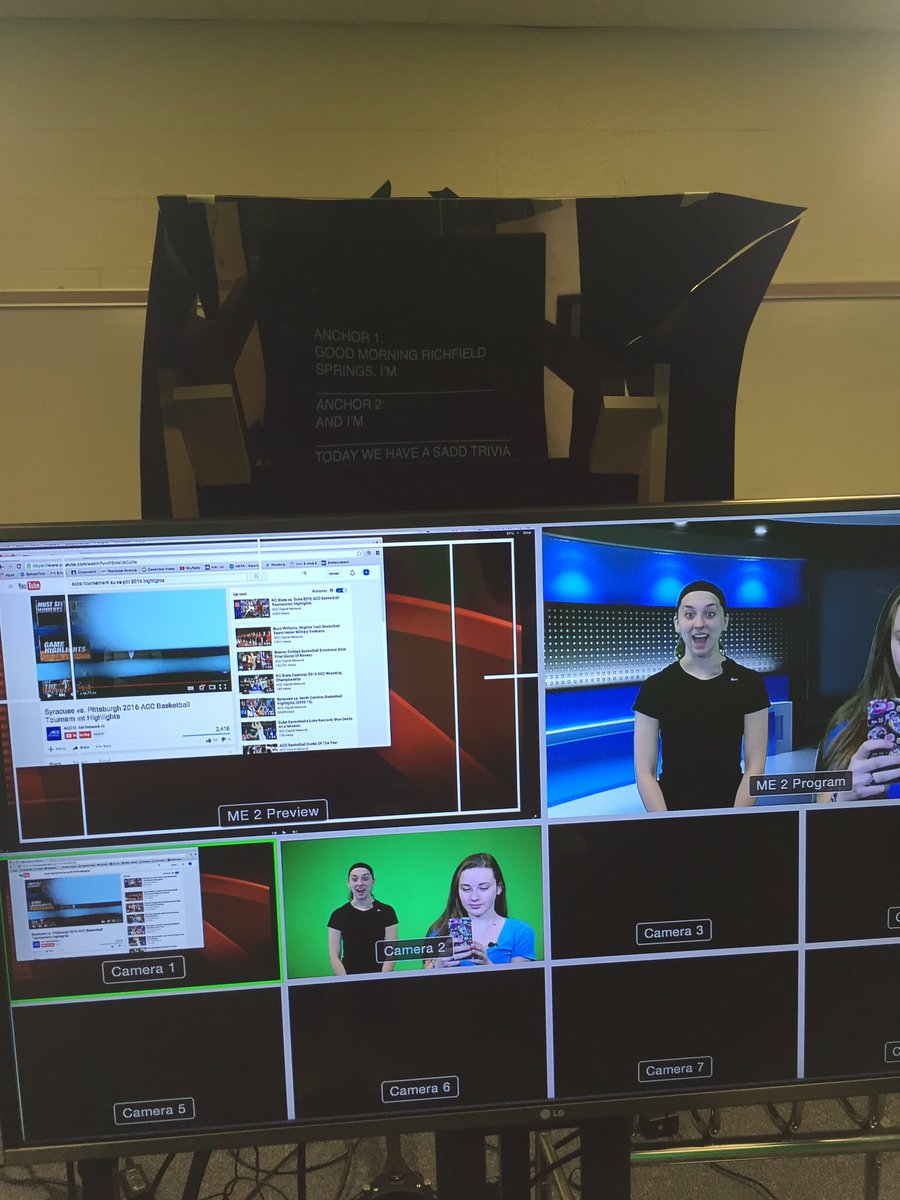 katie_b_04's tweet photo. Loving the new set up👍🏼 #studio309 #favoriteanchors https://t.co/RsTJKdKpO9