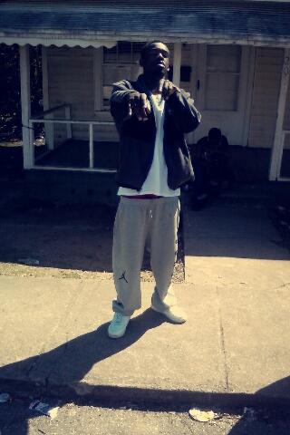 __Northsidee__'s tweet photo. I'm just a young fly niqqa💰💴💯 #FlexCrewEnt https://t.co/m4BHSqxW5K
