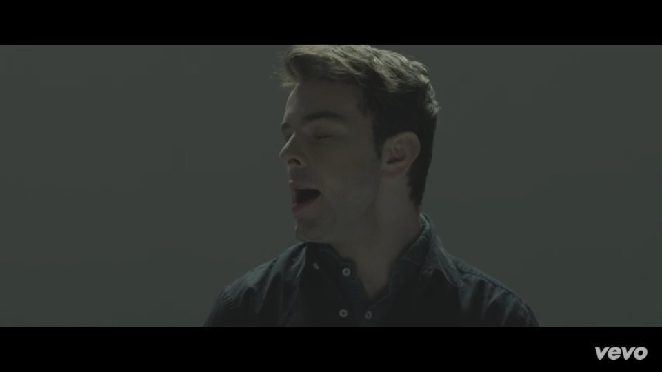 giuliettalessi's tweet photo. @ArianaMyAngel94 esatto. #ZeroGravityVideo😍 https://t.co/d4vg6iww4w