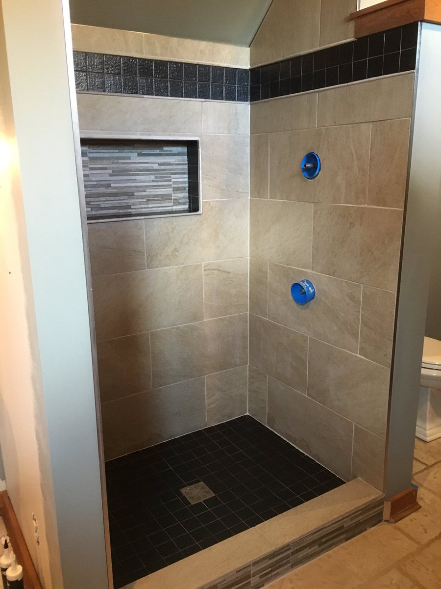 tkdstile's tweet photo. Another one completed. @TheTileShop @Wilkeeway @irishojosverdes @TileContractors @freeemitch https://t.co/fVEv9szMtB