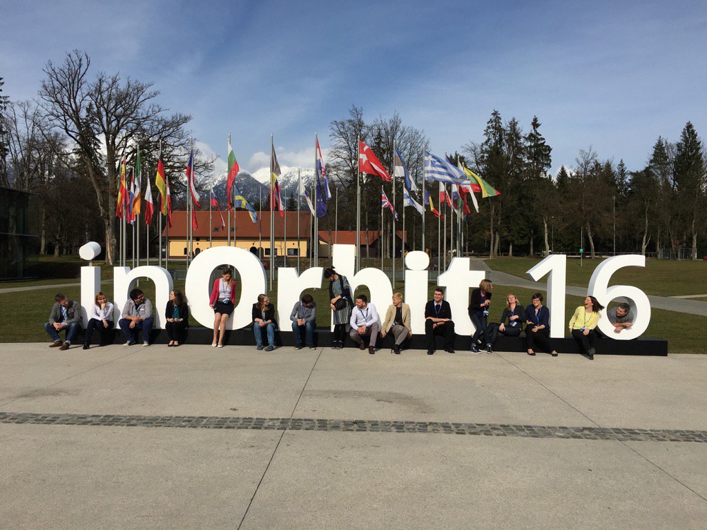 tilentravnik's tweet photo. #inorbit16 team photo https://t.co/ev5pNjjydi