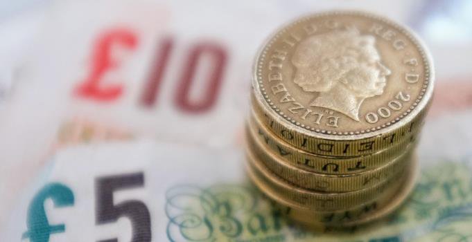 BiznessReporter's tweet photo. Business leader warning despite increases in pay and jobs https://t.co/UUuVq80jM3 #economy #payreward https://t.co/mKpTzU7AiL