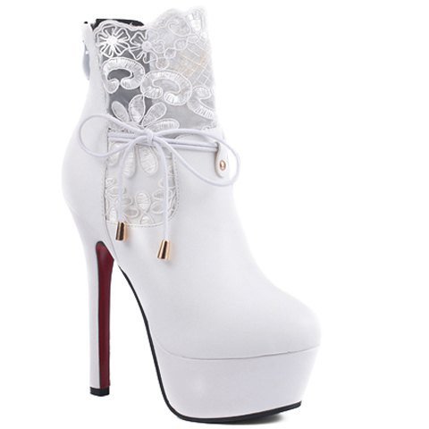 alicia_fancy's tweet photo. Like for these new shoes if they are hot 👟👣 🙌
Get this @ 10% 📴 with #Code $Hype$ Shop @ 
https://t.co/YgNbzvHqYe https://t.co/25kcWKb1Mu