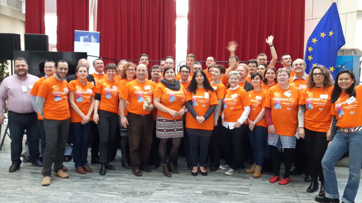 tyrower's tweet image. Wonderful meeting of #EUCode 2016 @CodeWeekEU Ambassadors from all over Europe. Get ready for 15-23rd October