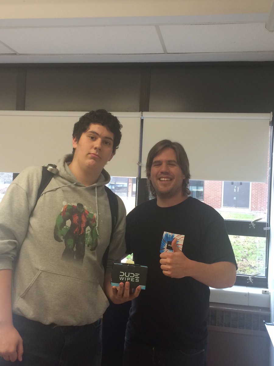 BethBtheisen's tweet photo. Sean Riley, Sandburg grad and Shark Tank winner, presents Dude Wipes to 0 hour Occupations class! https://t.co/3Au7cy8b5R