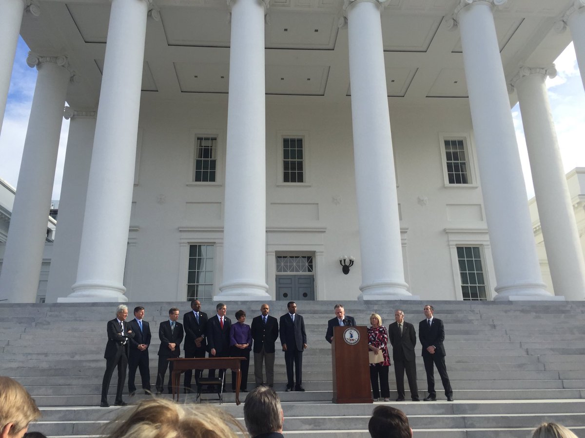 cherndon's tweet photo. .@GovernorVA announces 1st in nation pay-for-performance funding for #WorkforceCredentials https://t.co/ZAY4RBI6pb