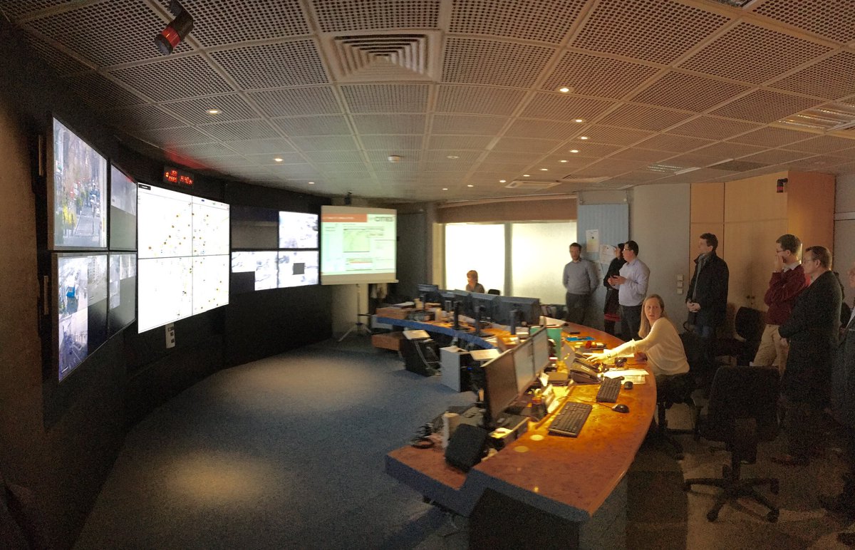 OPTICITIES's tweet photo. Study visit: introducing traffic prediction into #grandlyon traffic management centre #SmartCities #scalingmobility https://t.co/uMNRn5lwWN