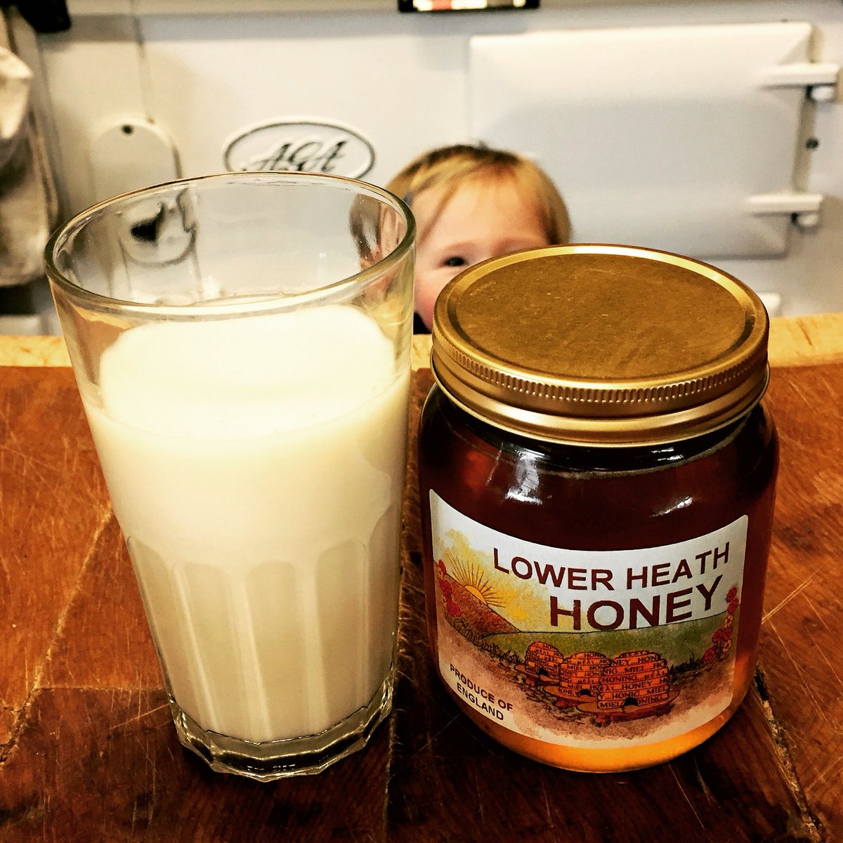 ApplebysCheese's tweet image. Fighting germs with our own #Applebys #rawmilk and #local #lowerheathhoney #superfood
