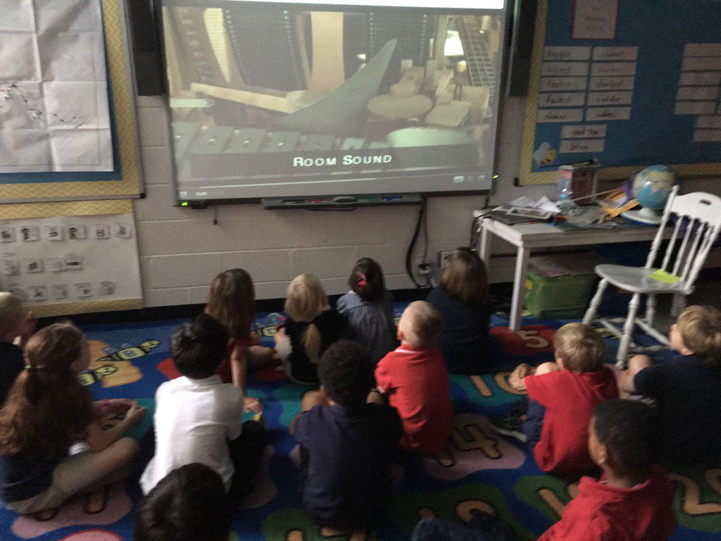 1BatSTM's tweet image. 1B loved learning how math, science, tech, creativity &amp;amp; a great #contraption can make MUSIC! @wintergatan @stmsaints