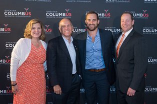 ColumbusSports's tweet photo. Everyone please welcome @BlueJacketsNHL captain (and #MSR2015 speaker) @NickFoligno to Twitter! #sportsincbus #CBJ https://t.co/RyvHGRCshW