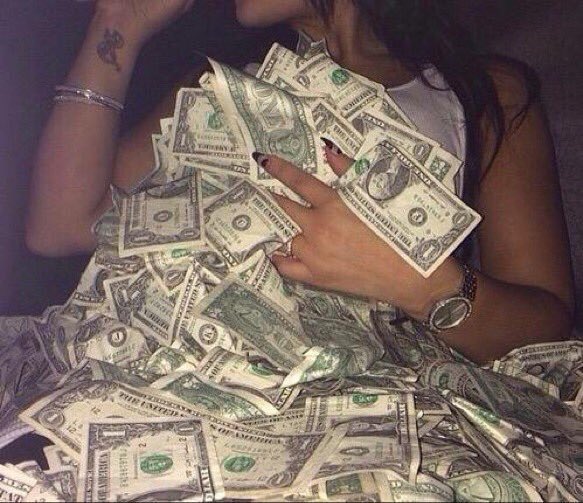 glittury's tweet photo. If I had a dollar for every time someone called me a bitch https://t.co/exsIINMYtb