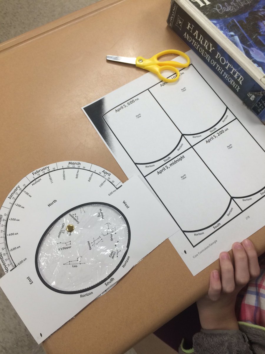 mrs_davisHUB's tweet photo. Ending our solar system unit by charting constellations at different times of the year! #startracking #earthscience https://t.co/94LFYj4XOp