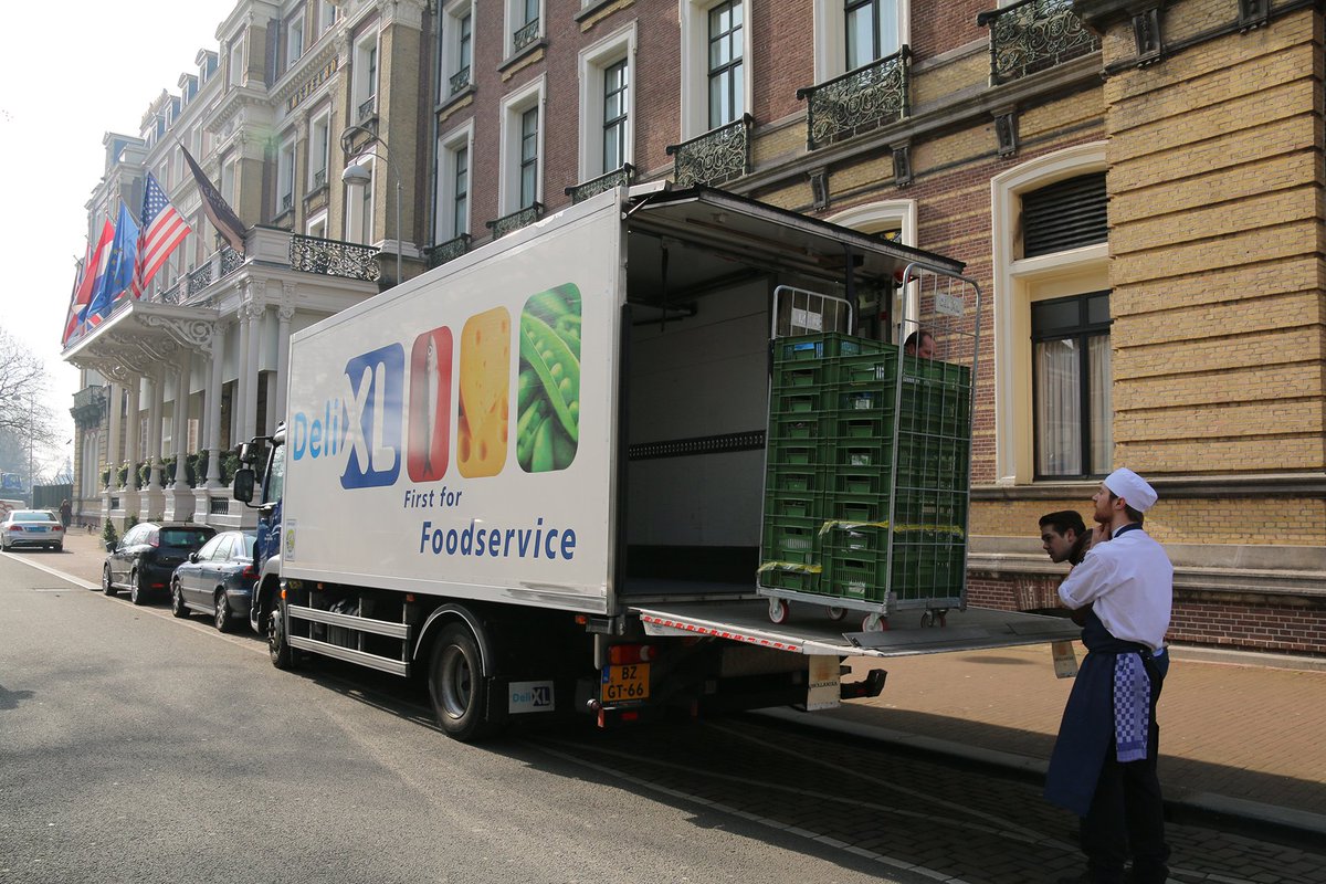 Stop 4 bij <a href="/AmstelHotel/">Amstel Hotel</a> voor #24hPressroom waar chef <a href="/RogerRassin/">Roger Rassin</a> zondag gaat knallen voor @dance4lifeNL #letsgo