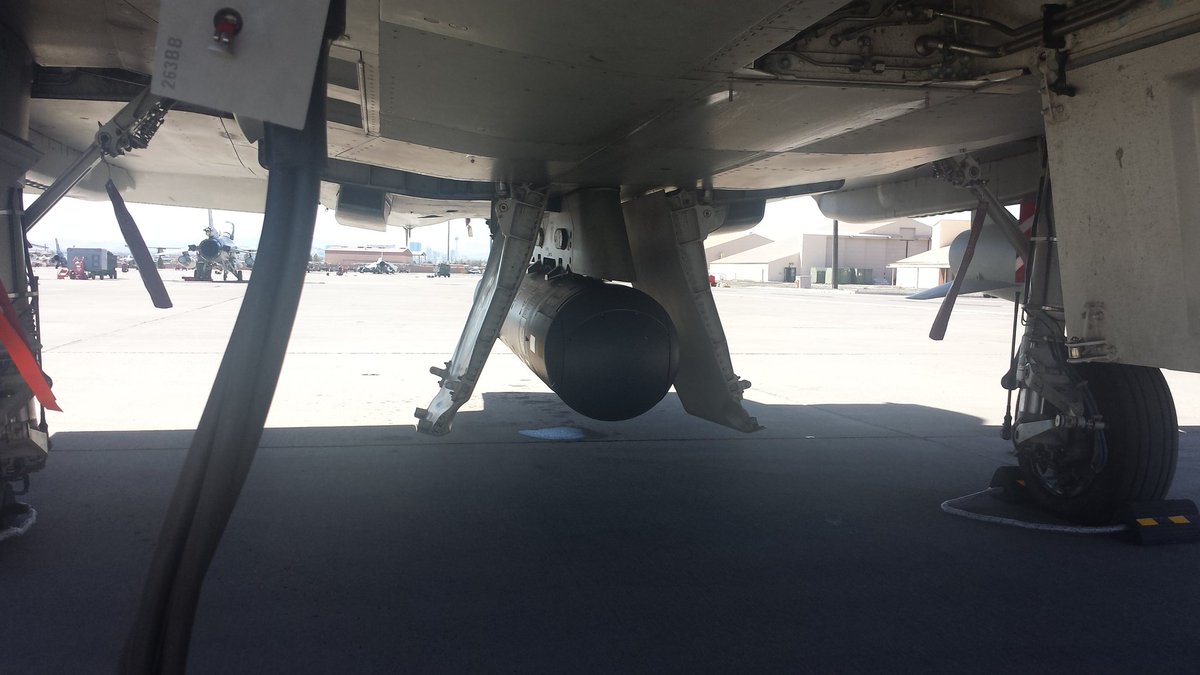 DPMHAUS1's tweet photo. #rafael #litening3 pod on Italian @Eurofighter_1 performing great at #RedFlag2016 16-2 https://t.co/z2Ev5pGzt9 https://t.co/QfNQxs7agE