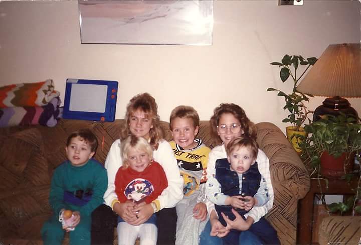 oetterbox's tweet photo. Since it's #TBT and I have seen some of y'all doing this already, it's my turn! #YoungKevin #whycantistillbecute https://t.co/4iow3EPXga