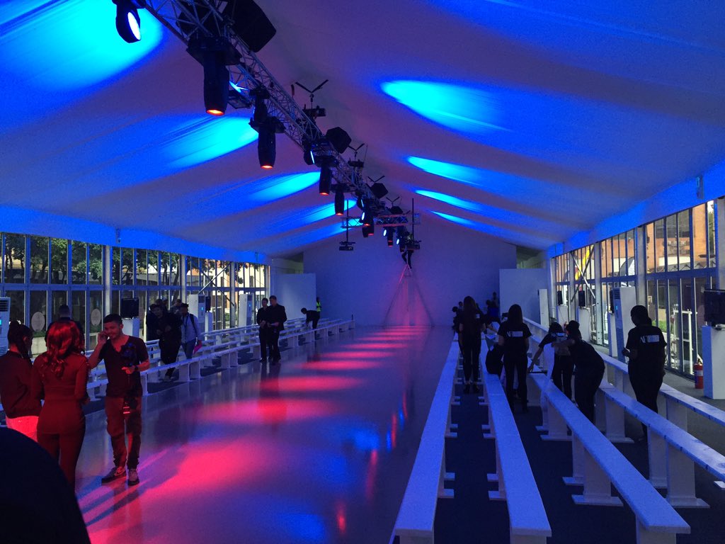 hencoebeukes's tweet photo. @LS24Media #FASHIONone #FASHION1SA #Ls24TV #Lifestyle24  at the  square in SANDTON CITY  for #SAFASHION https://t.co/9PFusv7tjC