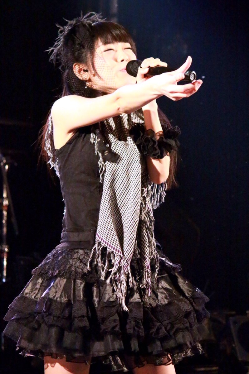 不安定な神様 Traola Twitterren