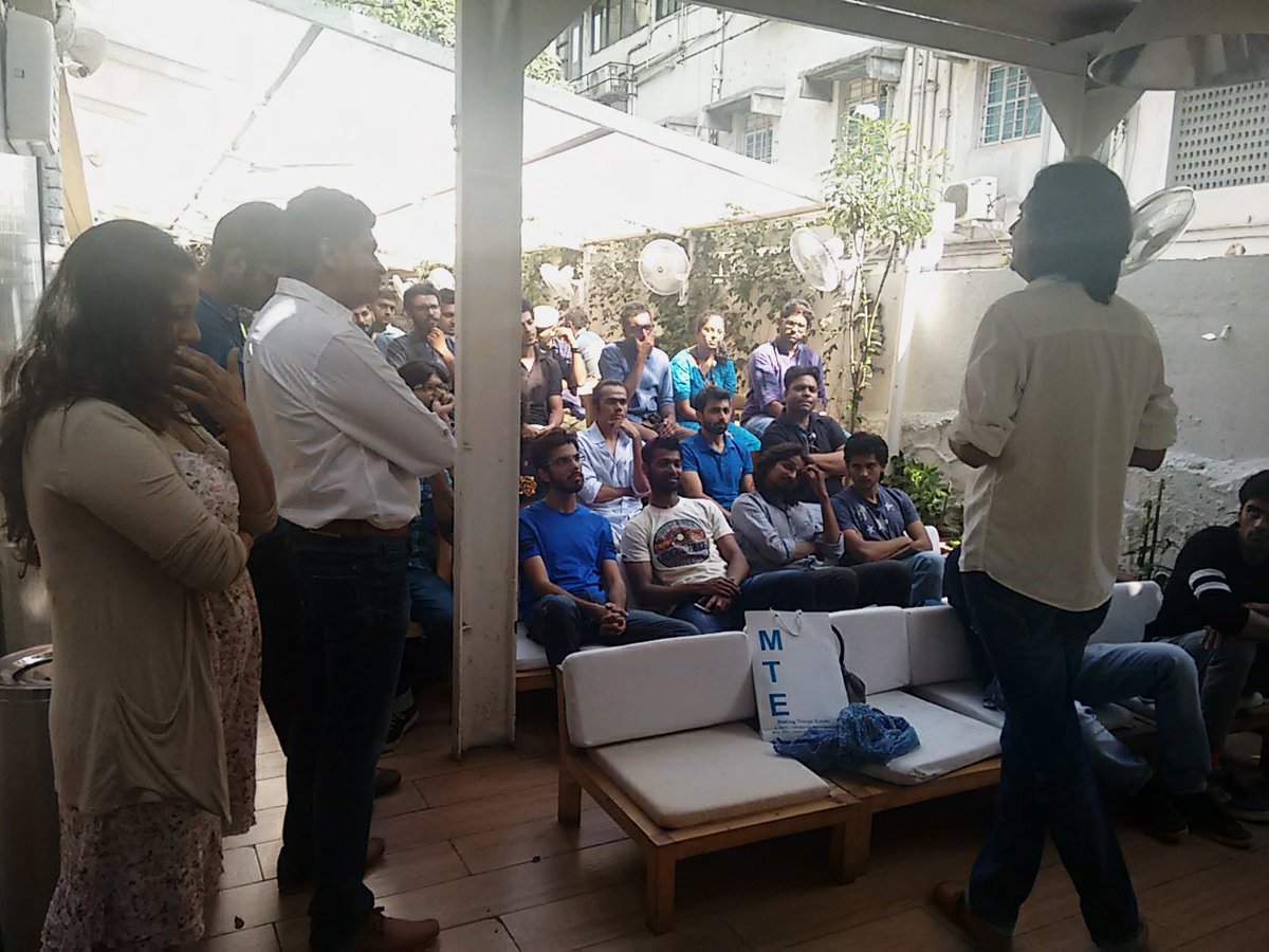 thevrcollective's tweet photo. Our first #VR meet up in #Mumbai #VRCollective #VirtualReality #Doolally #Andheri https://t.co/bMna4Bzmd6