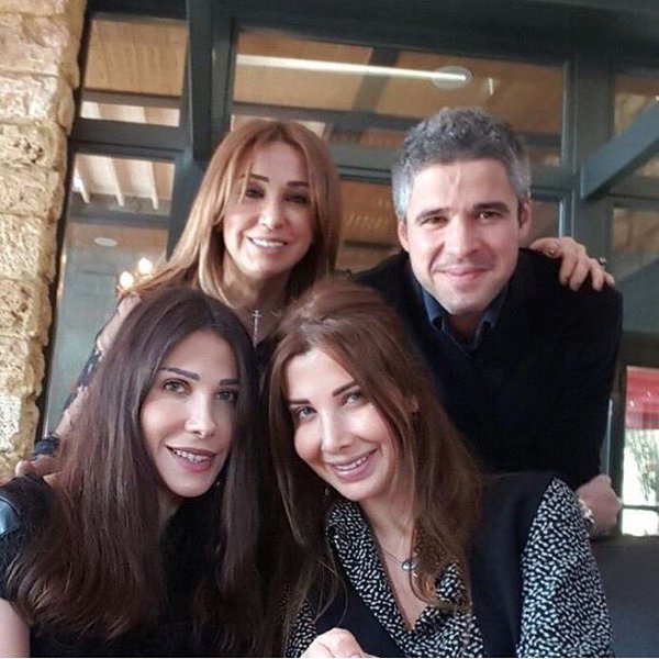 fadim1964's tweet photo. Great family https://t.co/UiCvQ5zDaW
