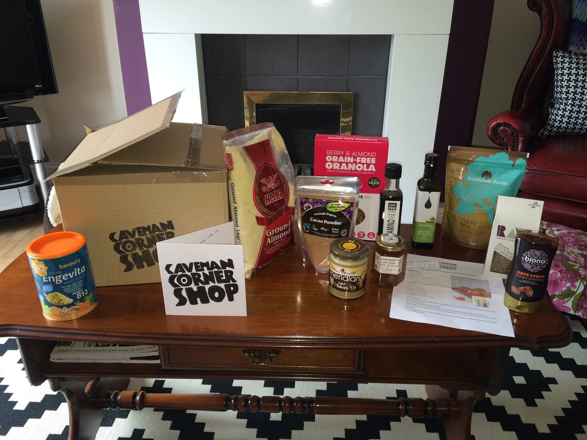 LucyFlowerMUA's tweet photo. Opened my first order from @CavemanCorner.Can't wait to get stuck in! #eatclean #recipe #glutenfree #paleo #vegan https://t.co/fL4ywDqEEM