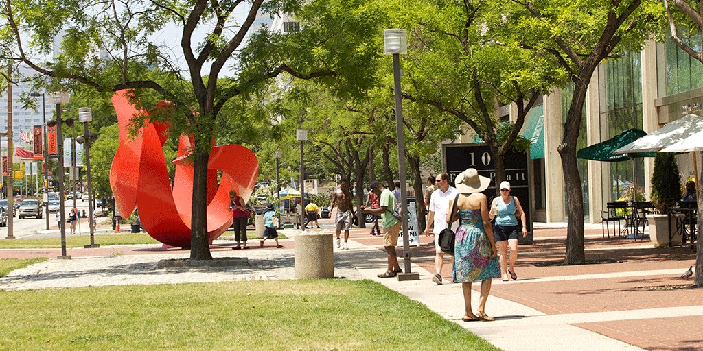 AmericanForests's tweet photo. #Trees can reduce crime, speed up recovery time and improve perceptions of business districts. #TreeFacts https://t.co/7sP8qdtsoZ