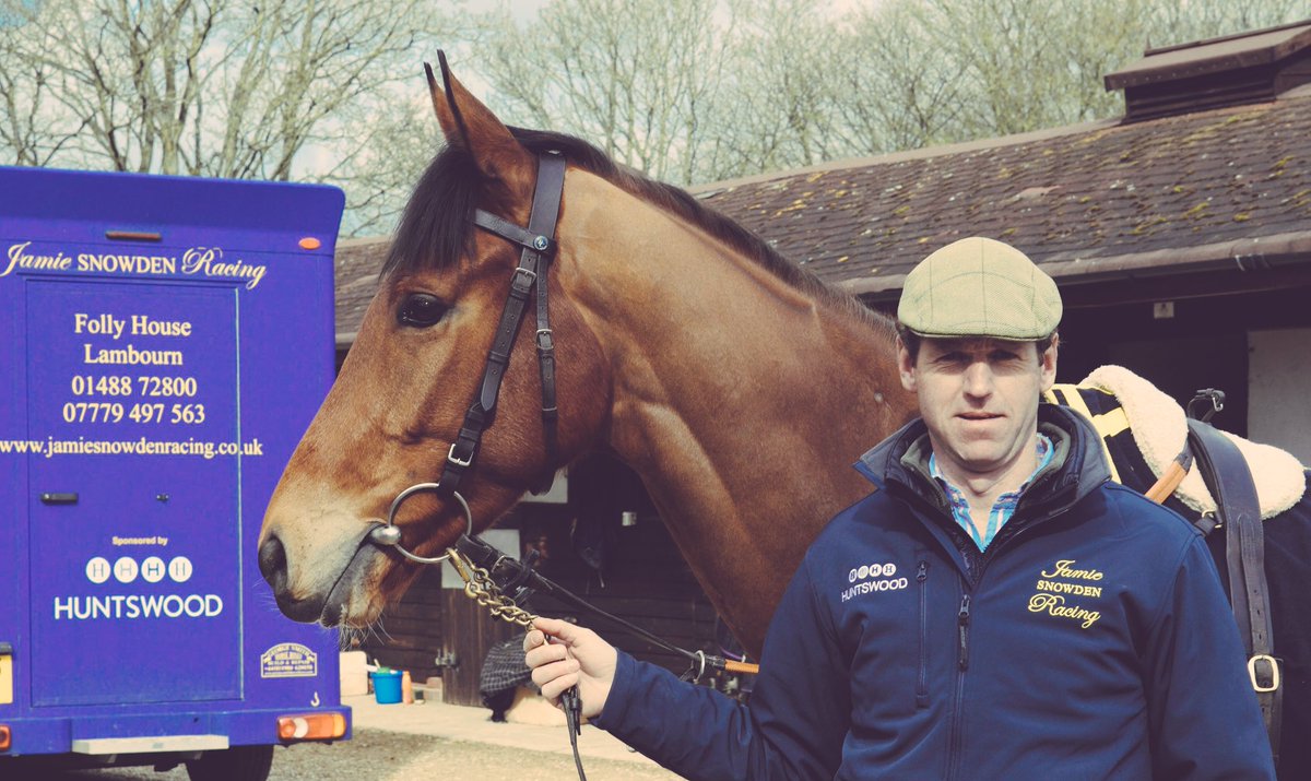 TaraJacquelineM's tweet image. Snowden looks to Aintree tinyurl.com/jyxgd3p via @SportingLife #PresentView #ThreeWays