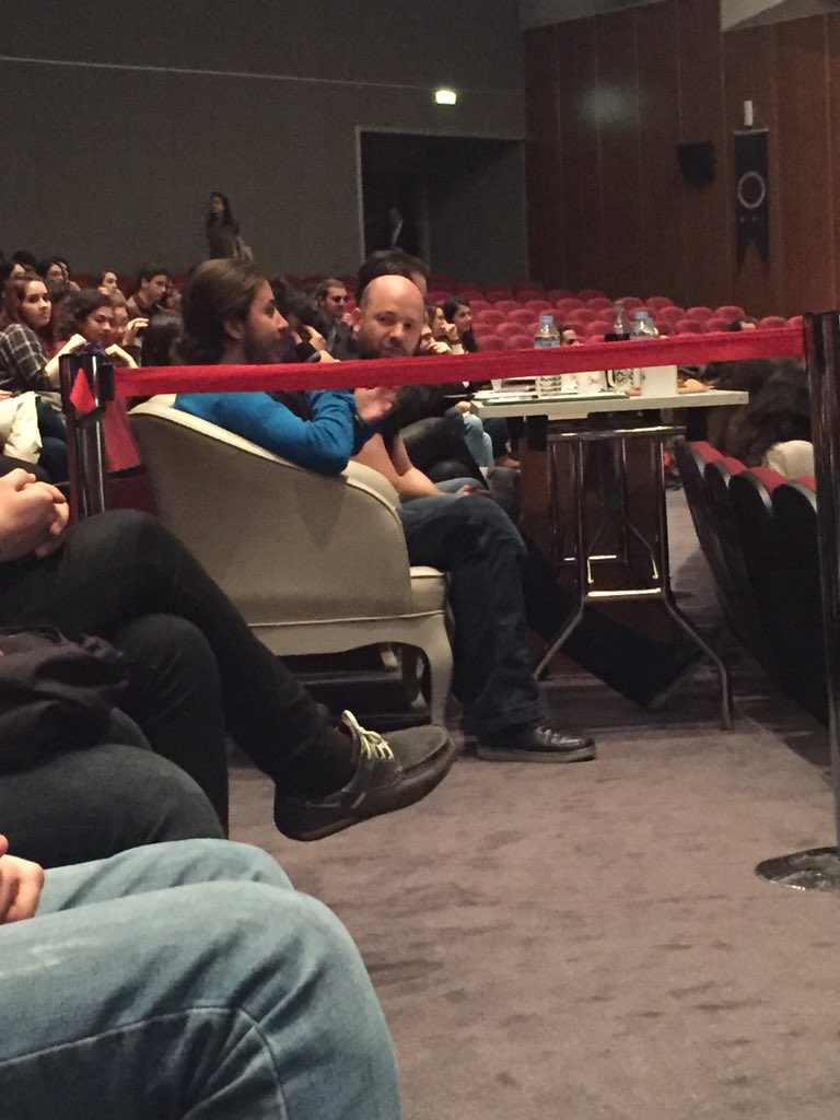 Jürimiz grupları yorumluyor...