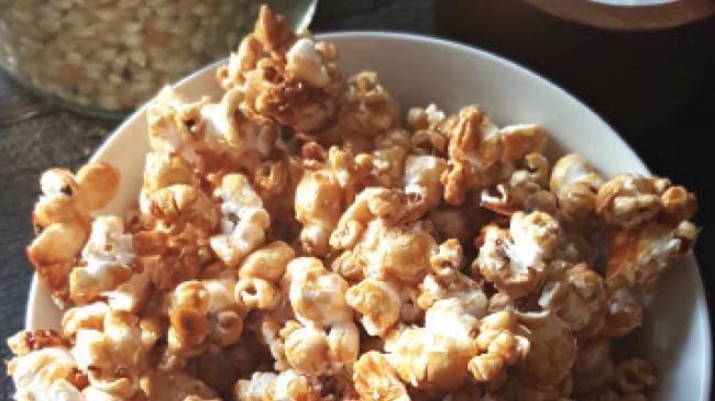 madison_mag's tweet photo. Why readers <3 @eatlaughcraft's #DIYs and yummy #recipes: https://t.co/YGAQK9iz4M #BestofMadison2016 https://t.co/DzvFHVez63