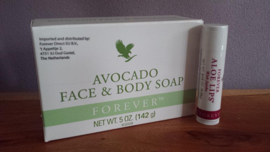 ForeverAloeHale's tweet photo. Free Aloe Lips with the lush Avocado Face &amp; Body Soap ordered today!! #freebie #foreveraloe https://t.co/lm0RRGDWcC