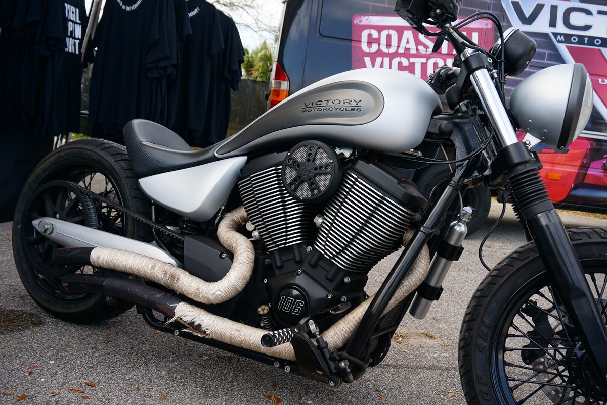 VictoryBikes's tweet photo. Customs throwing heat at #DaytonaBikeWeek. #HotVic #CoastalCustoms https://t.co/ZSaVQTedpD