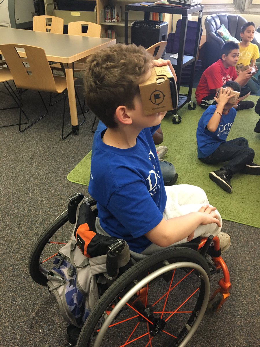 megazims's tweet photo. @DCIS_Fairmont @GoogleForEdu We are LOVING our demo with Google expeditions in Denver!!! https://t.co/tTAFd4xunm