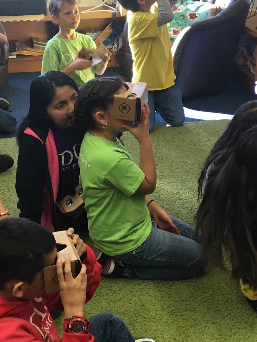 megazims's tweet photo. @DCIS_Fairmont @GoogleForEdu We are LOVING our demo with Google expeditions in Denver!!! https://t.co/tTAFd4xunm