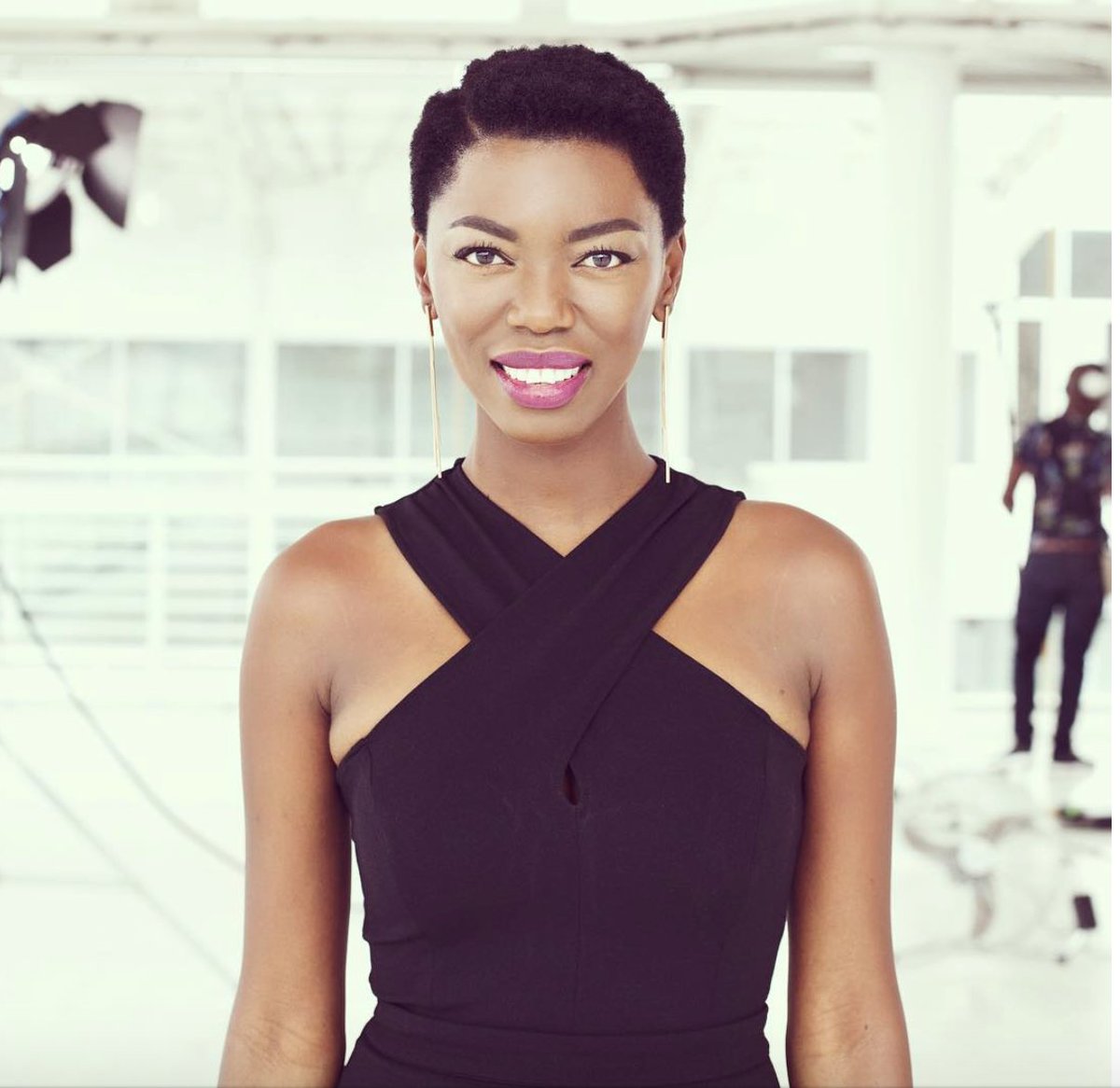 vuzutv's tweet photo. Congrats @Miss_LIRA on your #BobbieBrown Cosmetics deal. Send a shout-out to local women doing big! #VEntertainment https://t.co/QOsnrkdaEk