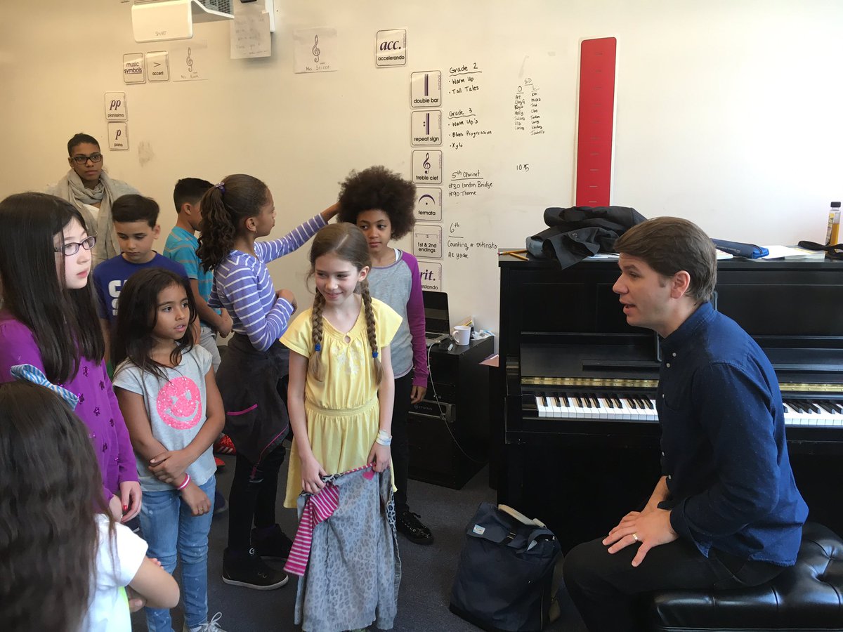 KPabarue's tweet photo. Actor and music director Kevin David Thomas teaches Broadway Bound some music! #TSCIPW @The_School https://t.co/0mqgku3qNI