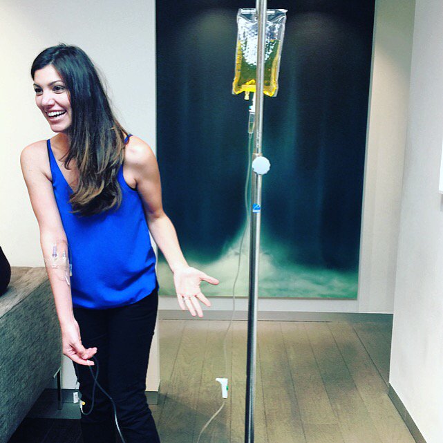 privetaesthetic's tweet photo. Our patient coordinator Joy having a blast receiving her #vitaminiv ! #healer, #beautifier & #detoxifiers all in 1 https://t.co/jYpYZpd40r