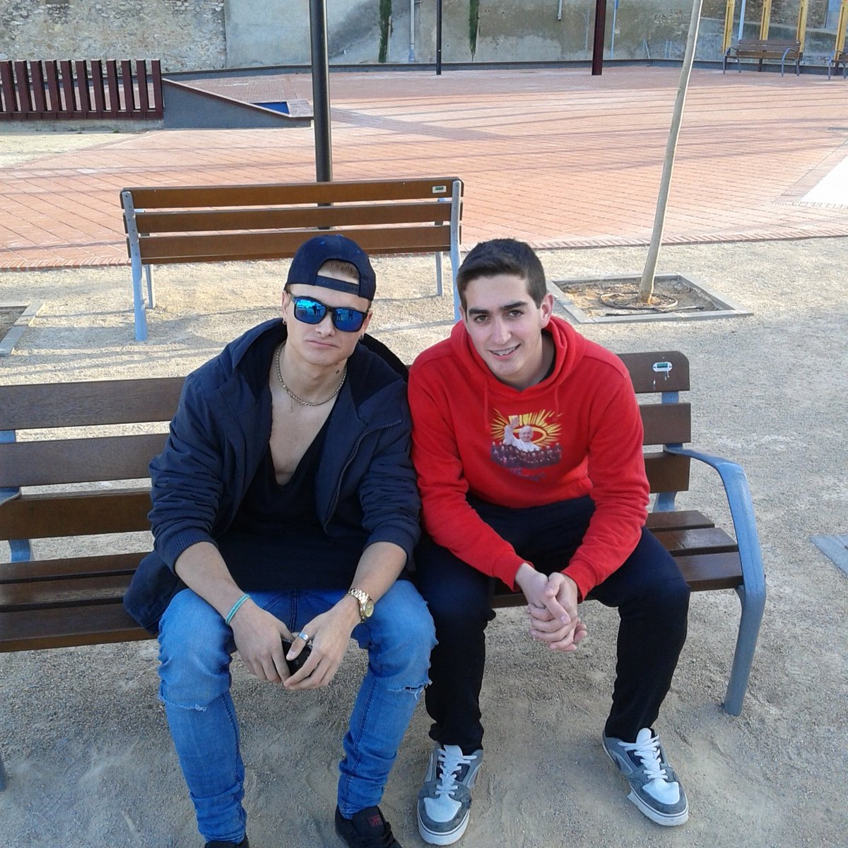 AMOMINIGAMES's tweet photo. @auronplay https://t.co/Qa5PfBJA5w