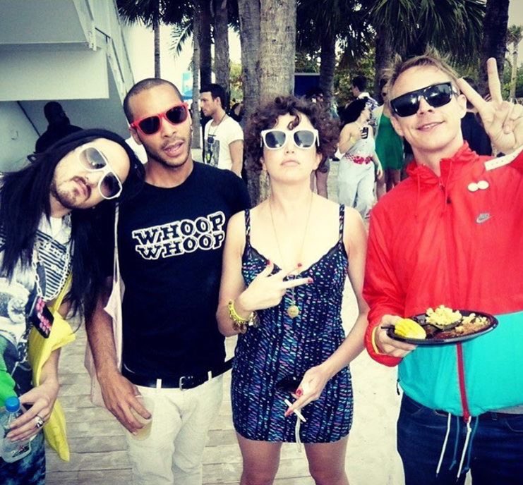 #throwback to 2009 at Wmc miami w/ DJ Mehdi @AnnieMac @diplo #mehdiforever https://t.co/Bos74YJudc