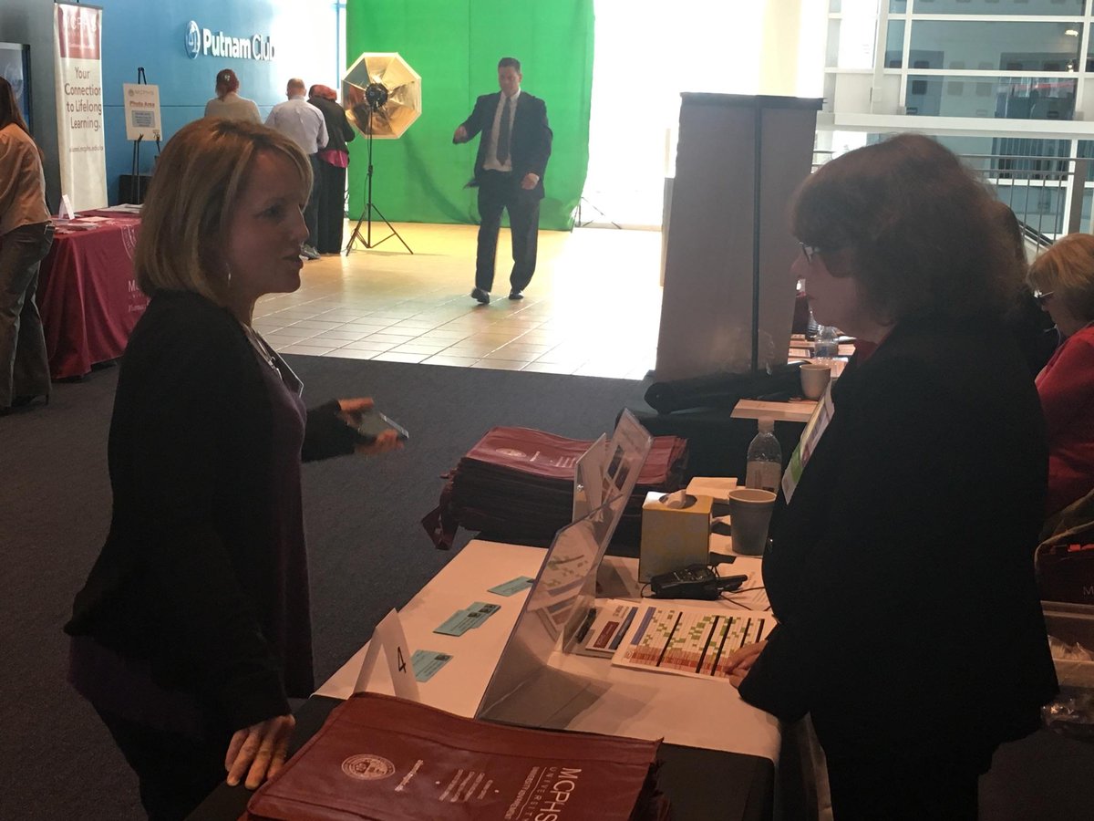 MCPHS's tweet photo. During the lunch break we encourage you to visit with our Exhibitors and make new connections! #pharmacy #ReedCE2016 https://t.co/OgMNrbGu4T