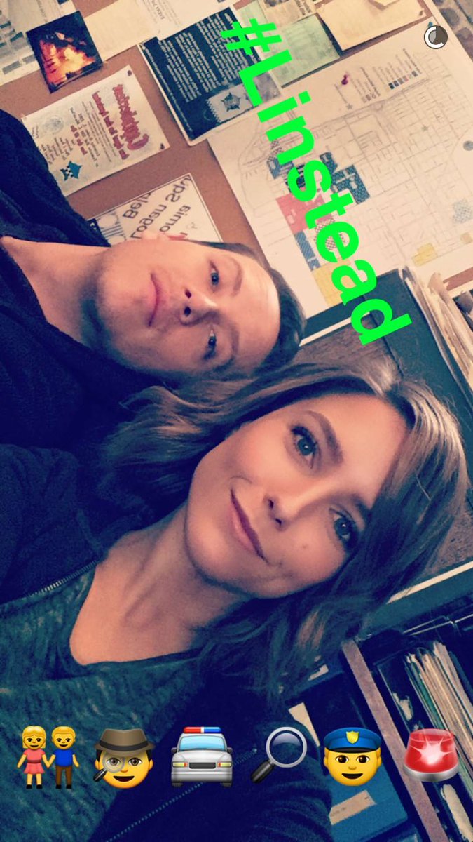 svufanblog4015's tweet photo. A #Linstead snap chat!
#ChicagoPD
#BehindTheScences
#SophiaBush
#JesseLeeSoffer
#LinsteadLove https://t.co/JXt8g2WDZ9