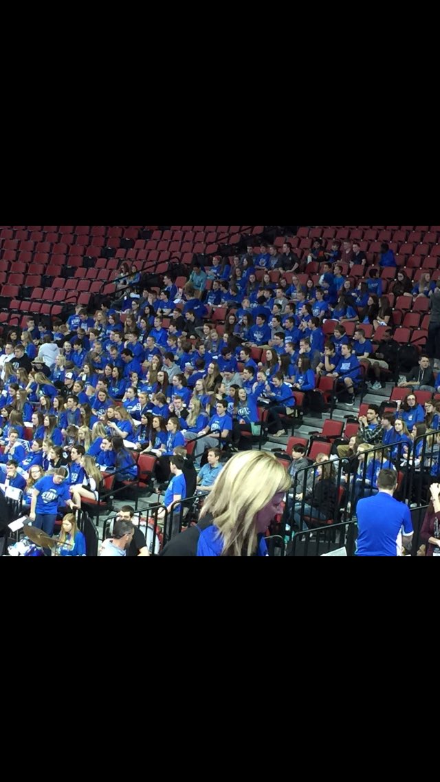 meghan_gregory3's tweet photo. Still the best student section in the state 😏💙🏀 @bhstudentsction https://t.co/co5G4YxMS4