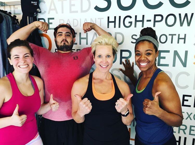 Shred415's tweet photo. Don't forget to turn in your #shred2016 calendar for the chance to win a 30-day unlimited month! #reachyourmax https://t.co/DwE7fPhbAv